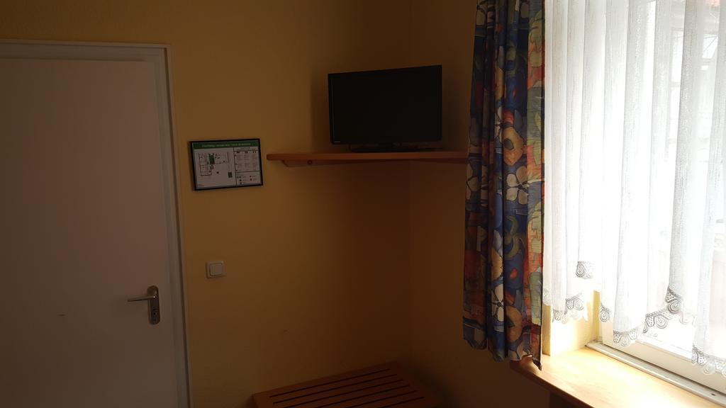 Hotel Ratskeller ลุโชว์ ห้อง รูปภาพ